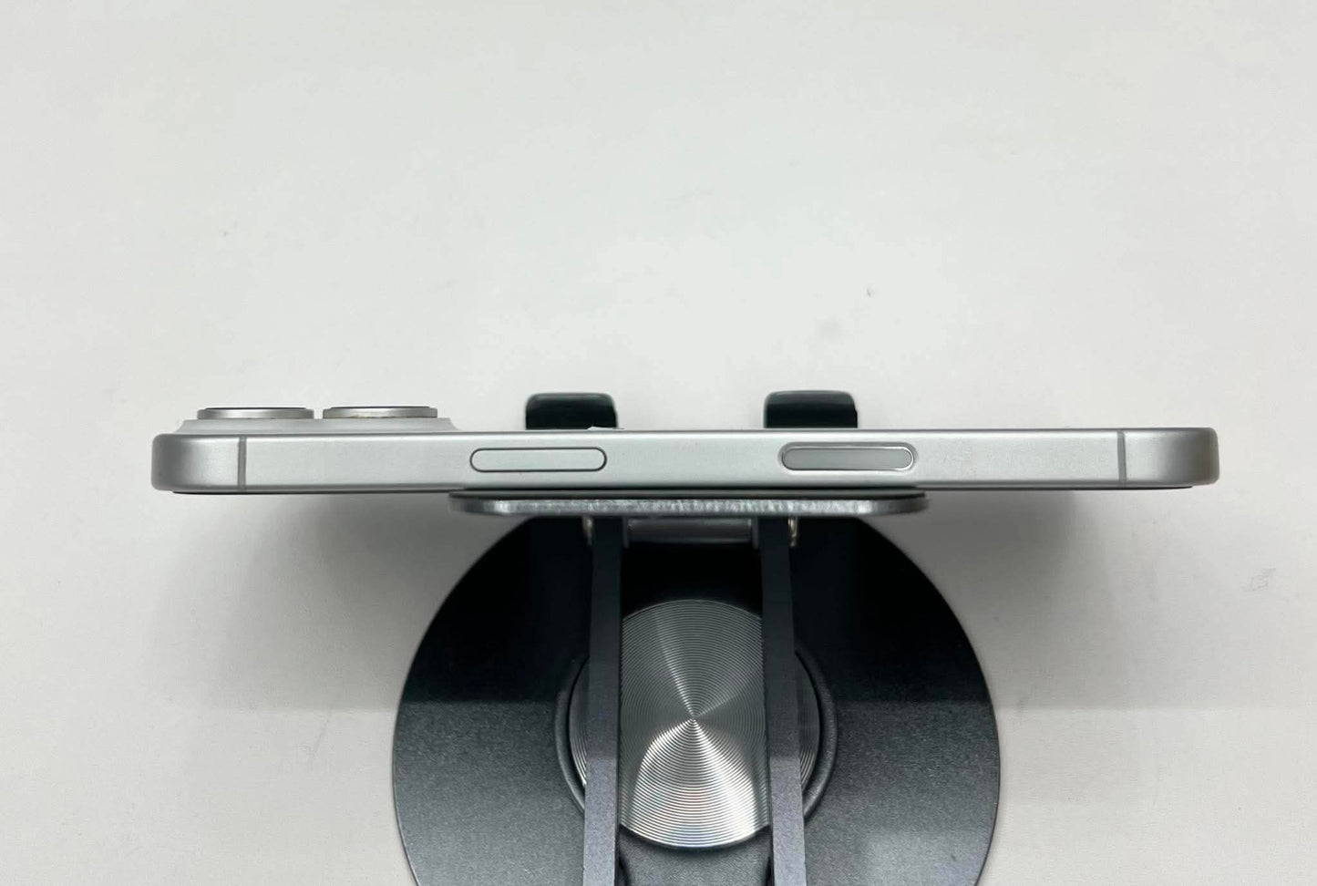 Iphone 16 128 Màu Trắng - Pin 88% - 69330 - a-*
