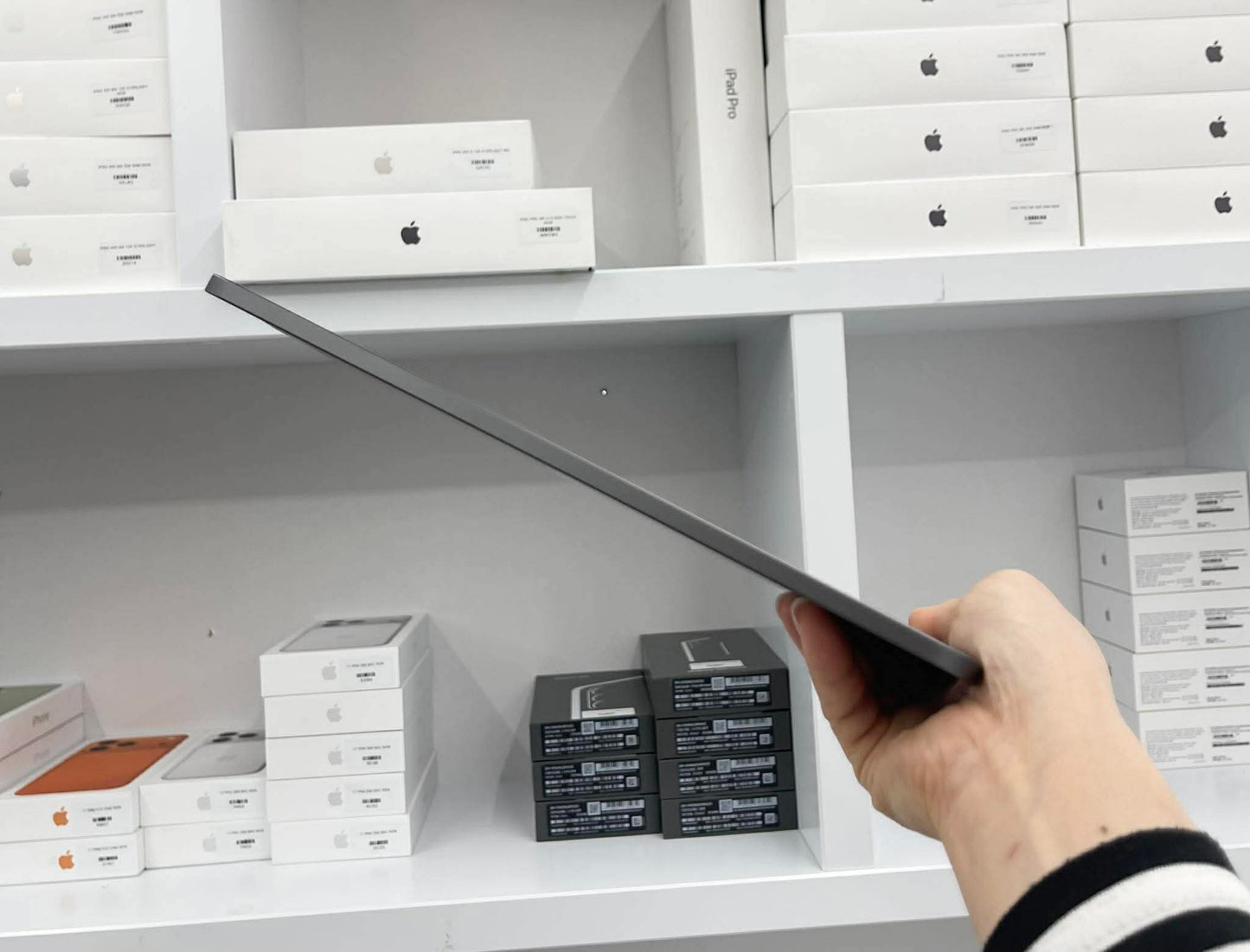 Ipad Air 5 64gb Màu Xám - Pin 97% - 7Y9PX