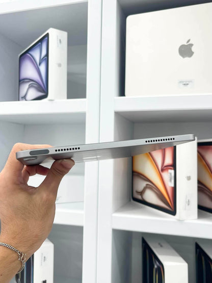 IPad AIR M4 128 xám - pin 100% sạc 8 lần - VJK72 - A-* Busan