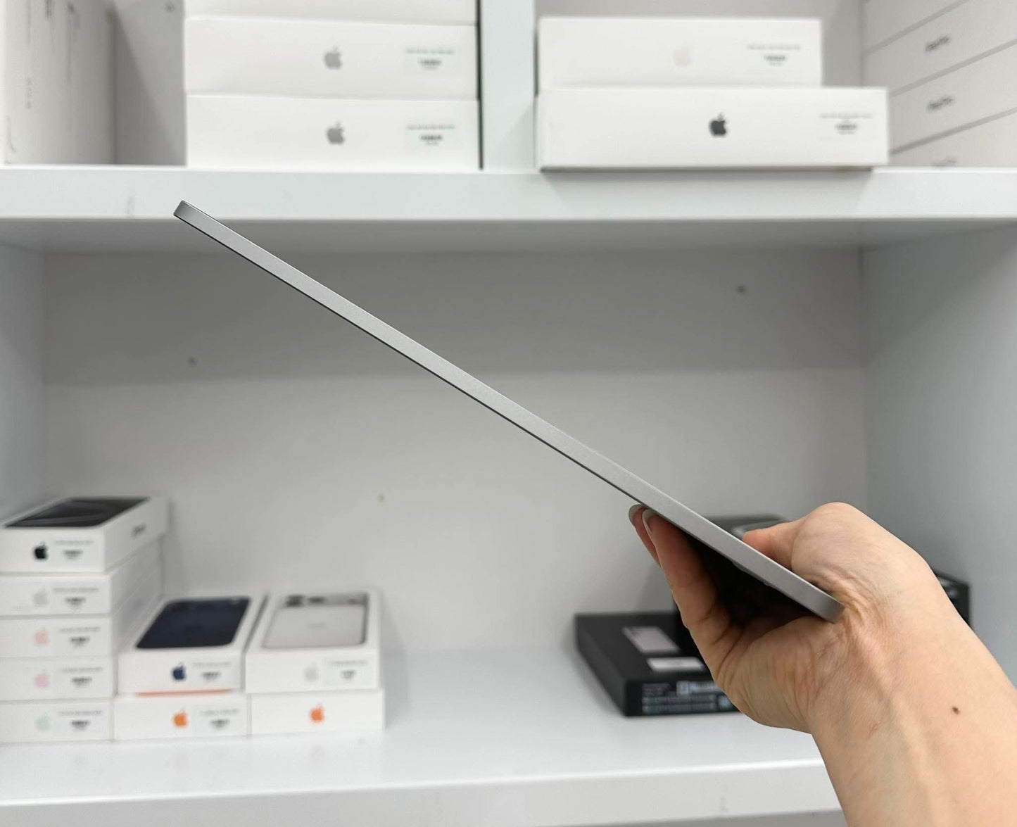 IPad Air 6 bản 128GB Màu xám - Pin 89% - GJYP4  A-*