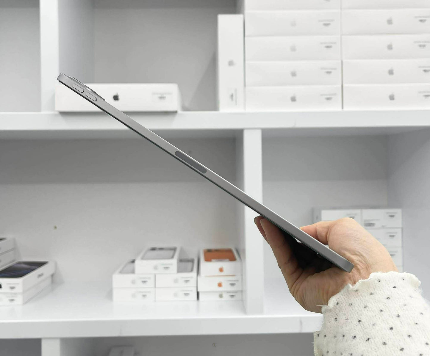 IPad Pro M2 bản 128GB Màu xám - Pin 88% - JHNHP A-