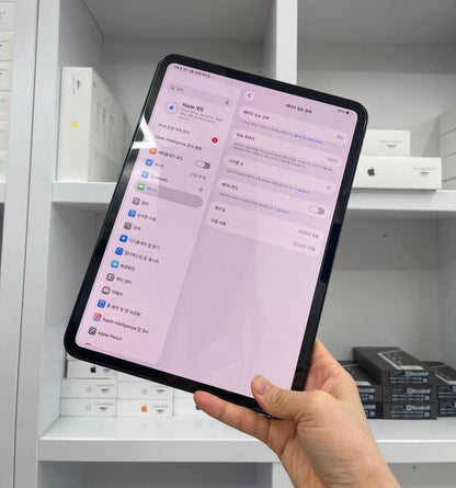 IPad pro M4 bản 256GB Màu Xám - Pin 100% sạc 13 lần - 2NJKN