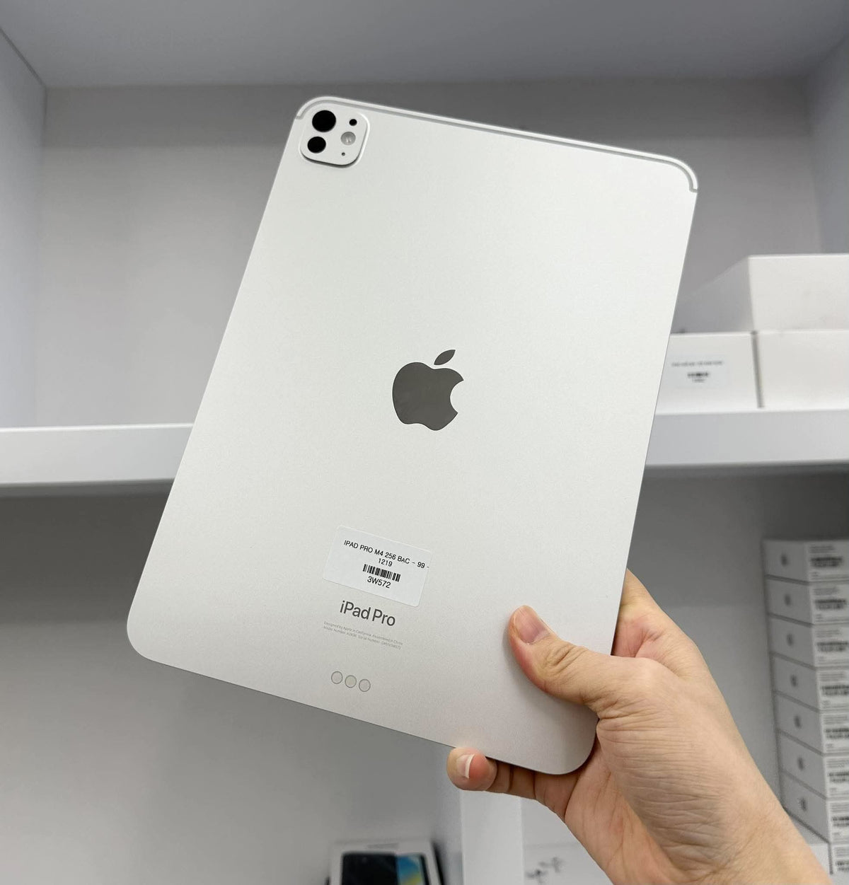 IPad Pro M4 256 màu Bạc - pin 99% - 3w572