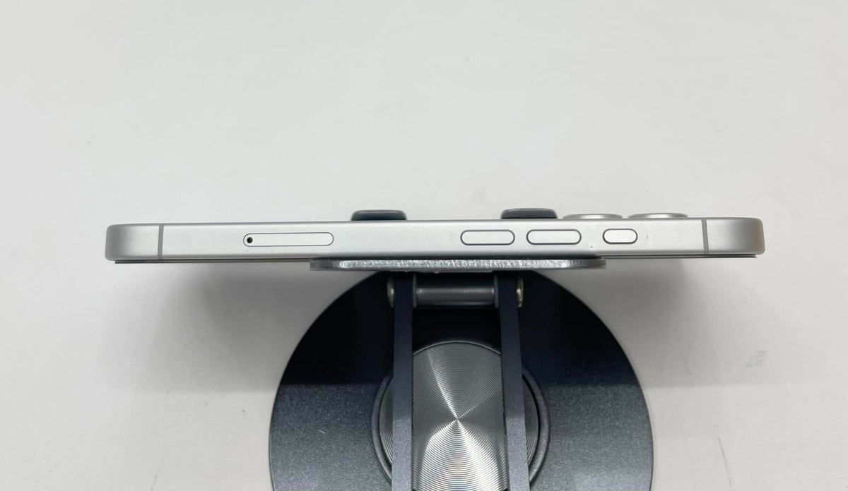 IPhone 17 bản 256B Màu trắng - Pin 100% - 90655 A-