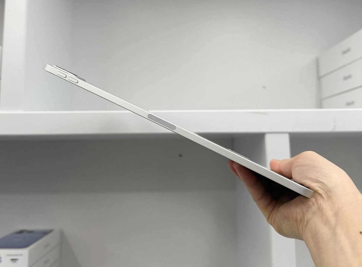 IPad Pro M1 bản 128gb Màu bạc - Pin 93% - LJ724 A-*