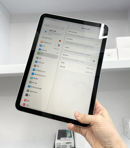 IPad Gen 11 bản 128GB Màu Bạc box + sạc zin - Pin 100%  sạc 0 lần - TQ22F