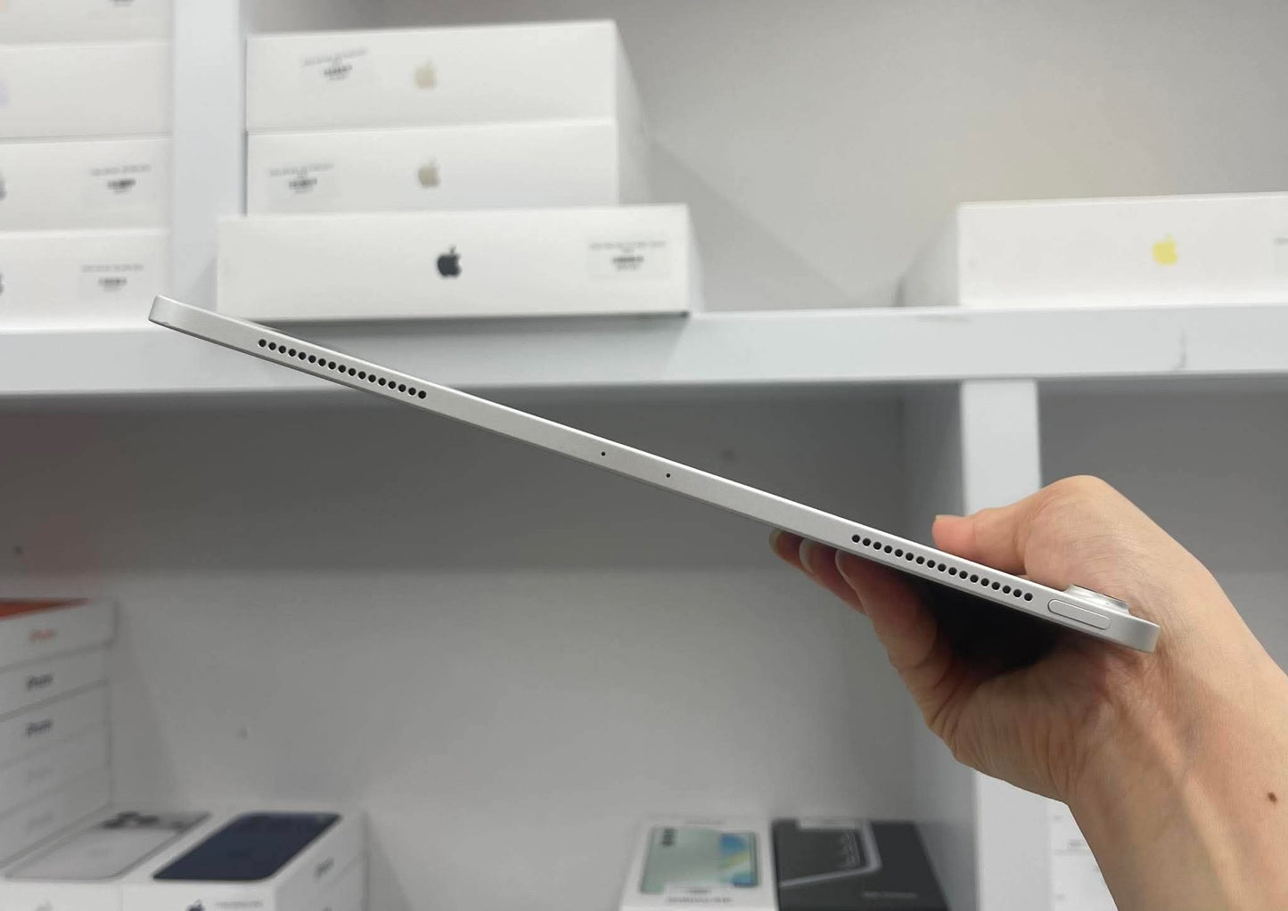 IPad Pro 2018 bản 64GB Màu bạc 12.9 inch - Pin 87% - LK7MC A-*