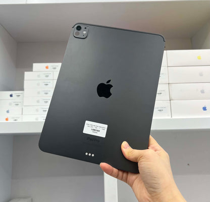 IPad Pro M4 bản 256GB Màu xám - Pin 100% sạc 1 lần box + sạc zin - R4V4C