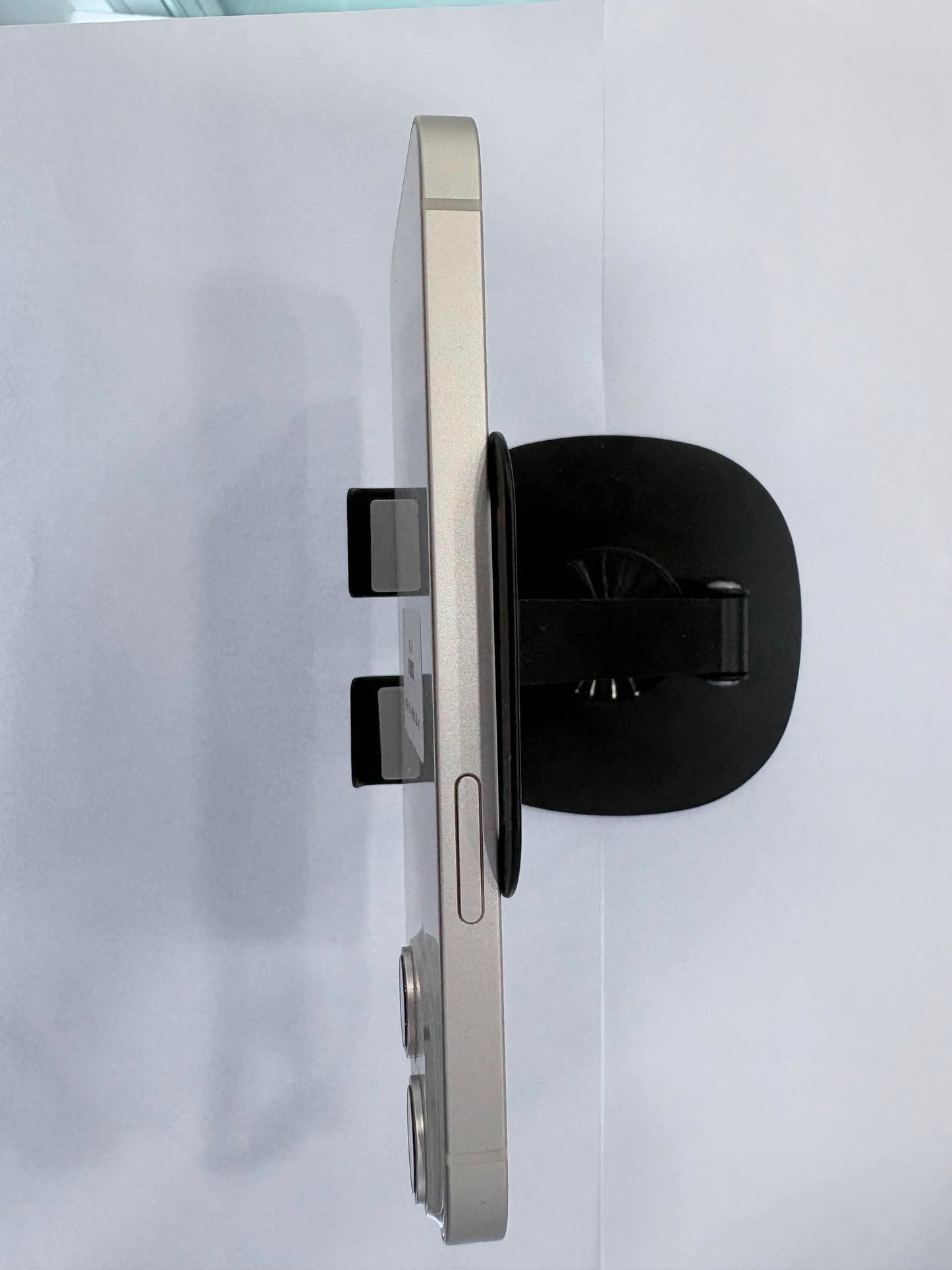 IPhone 14 bản 128gb Màu trắng - Pin 92% - 81180 Busan