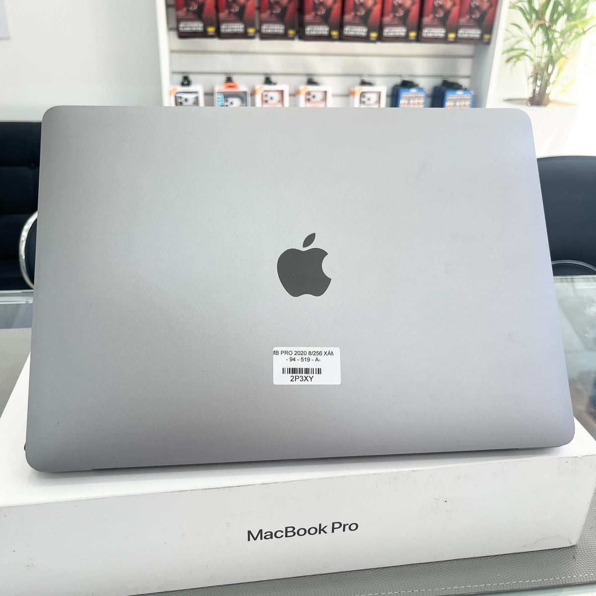 MacBook Pro 2020 8/256 Màu Xám - sạc 94 lần - 2P3XY- A- Busan