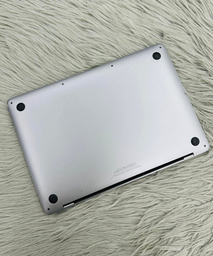 MacBook Pro M1 bản 8gb/256gb Màu xám - Pin 87% - 3BQ05D B*