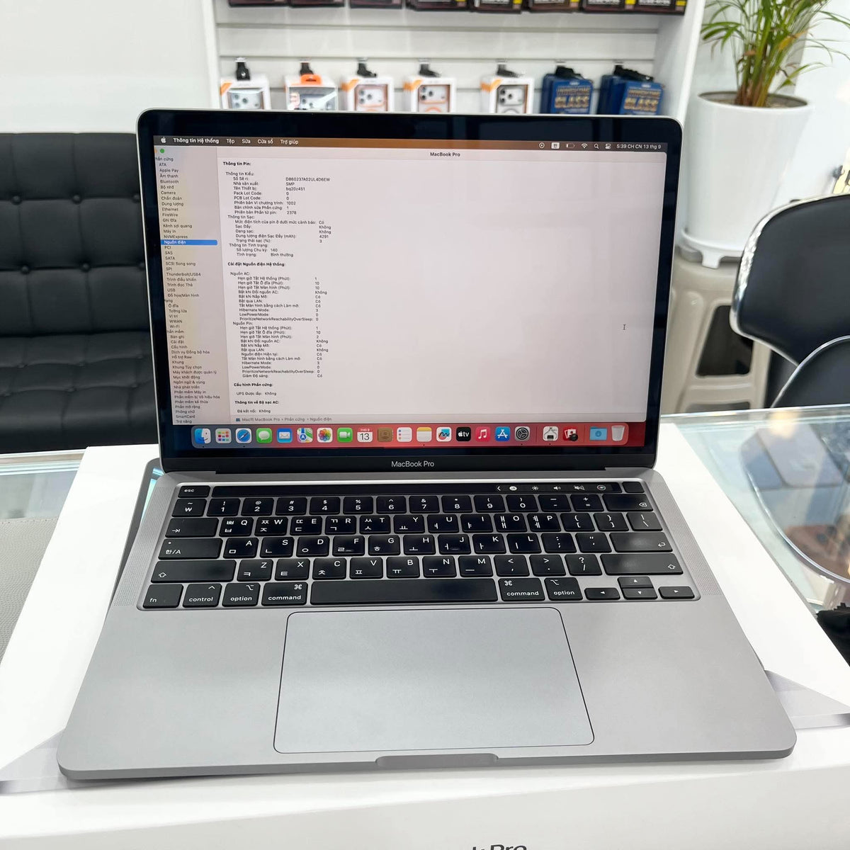 MacBook Pro 2020 8/256 Màu Xám - sạc 140 lần - ZP3XY - A- Busan
