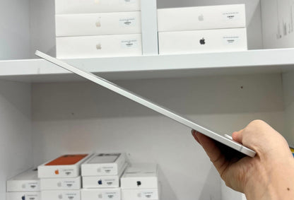 IPad Pro M4 256 màu Bạc - Pin 100% sạc 18 lần - FNY9F