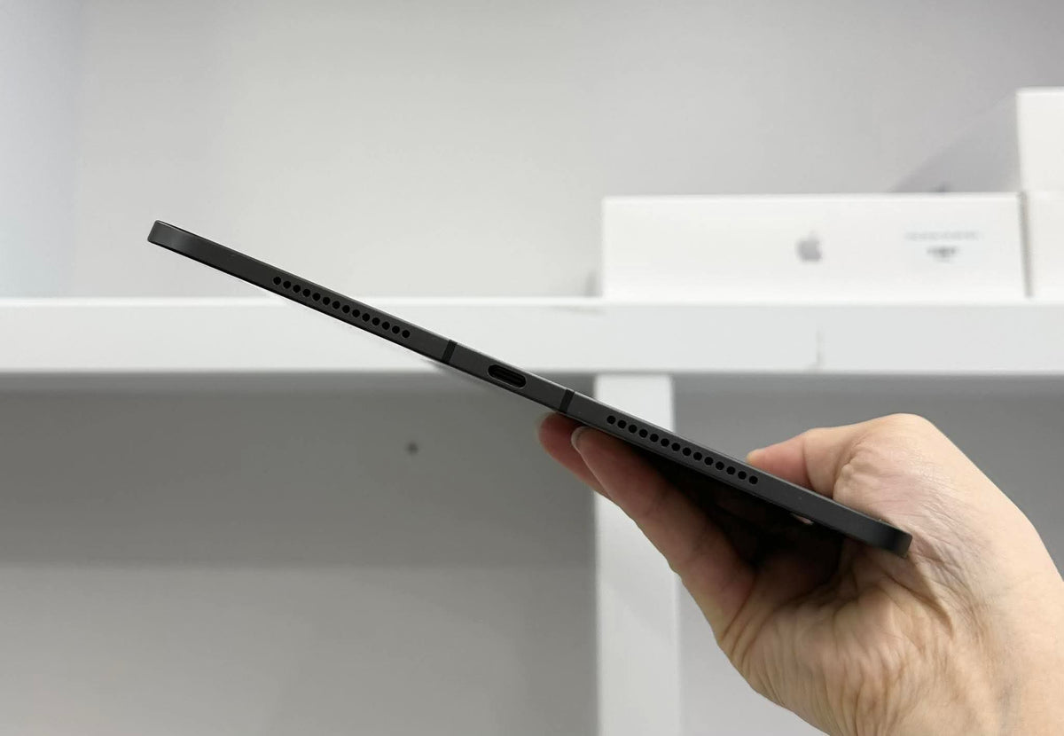 IPad Pro M4 256 màu Đen  - Pin 100% sạc 40 Lần - vvyjv