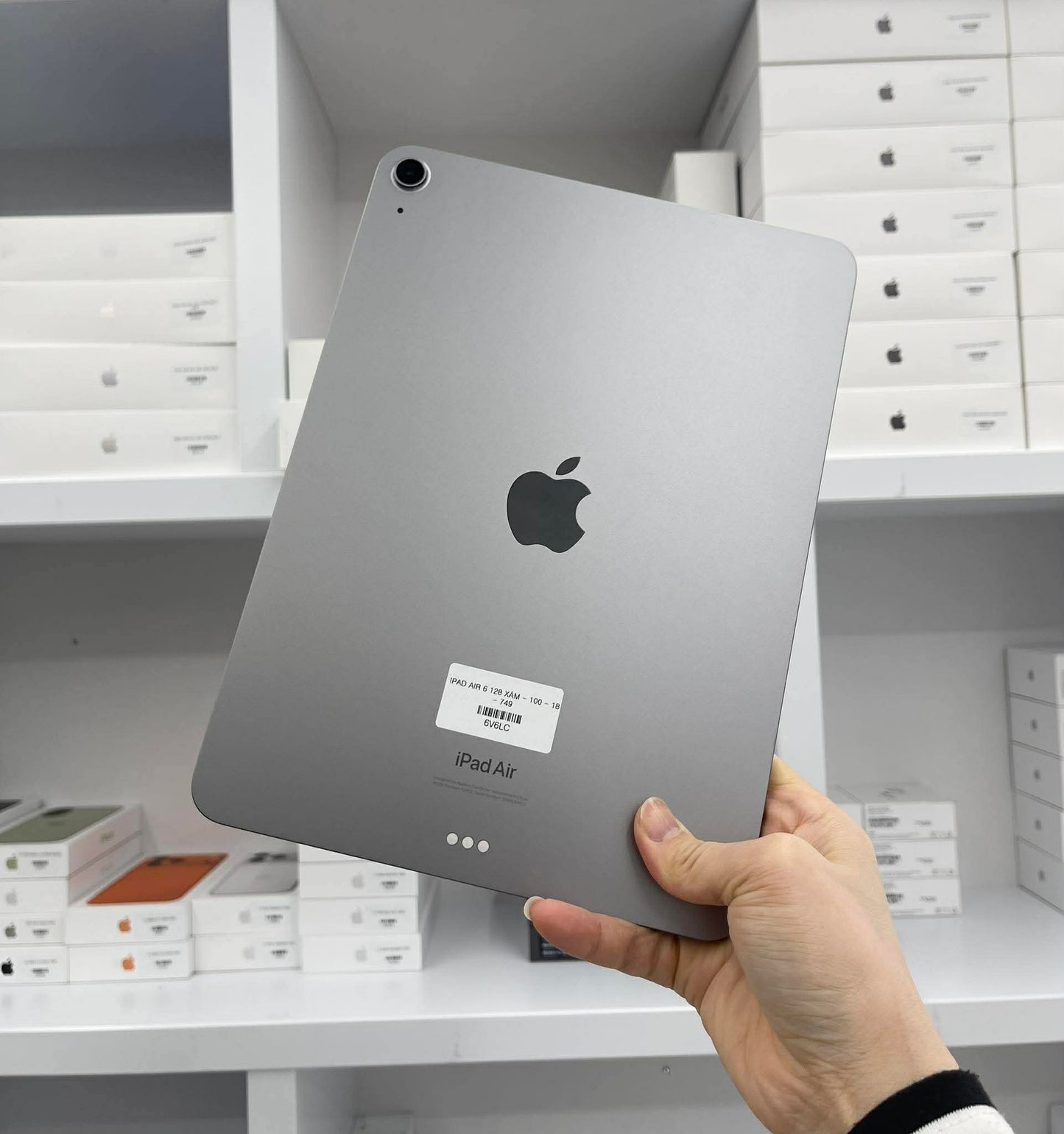 IPad Air 6 bản 128GB Màu xám - Pin 100% sạc 18 lần - 6V6LC