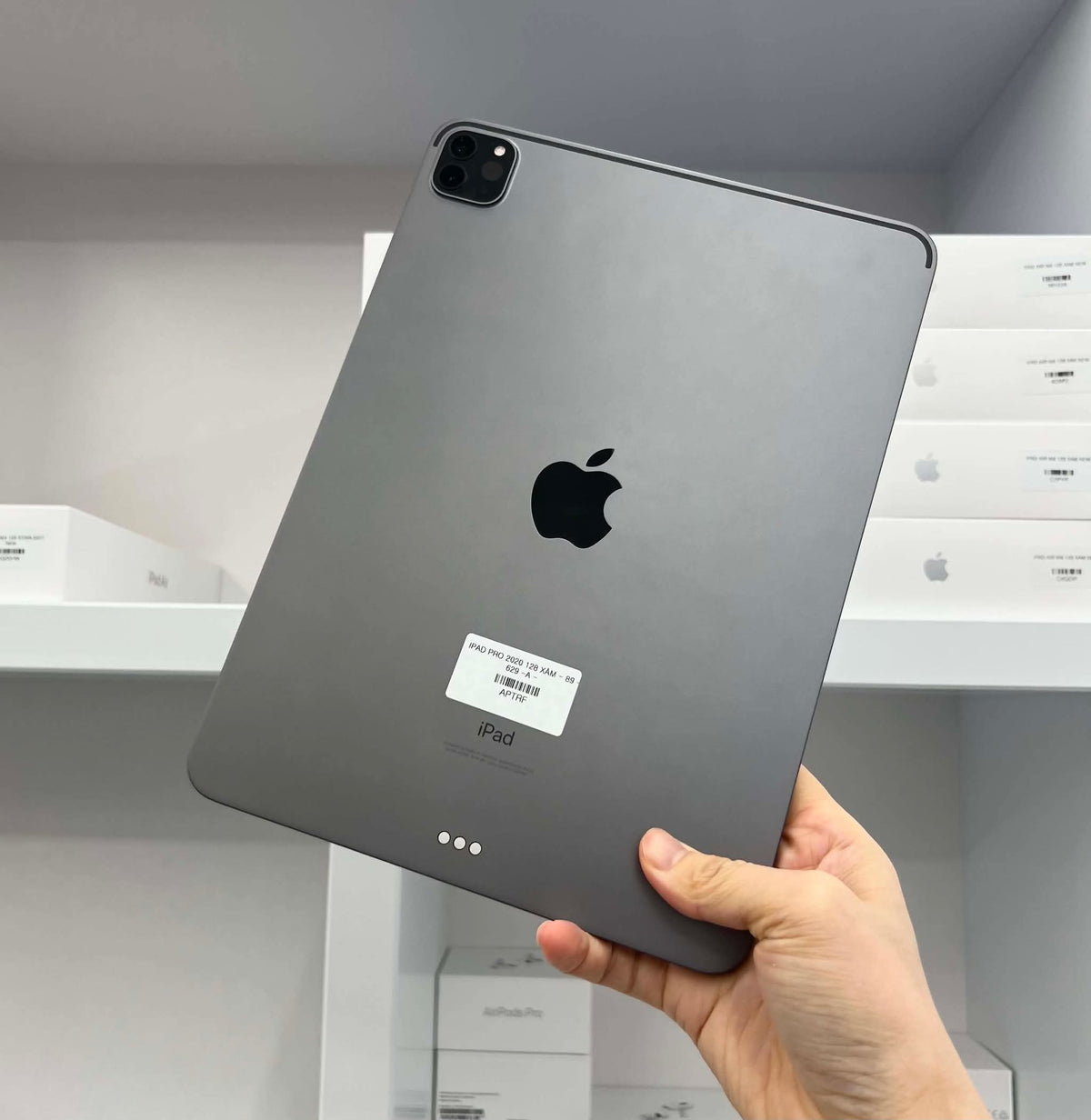 IPad Pro 2020 bản 128GB Màu xám - Pin 89% - APTRF  - a - Teku