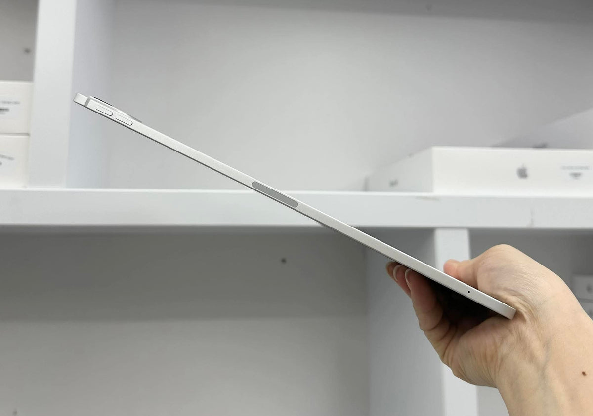 IPad Pro M4 256 màu Bạc - pin 100% sạc 73 lần - G61HH
