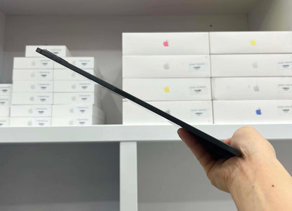IPad Pro M4 bản 256GB Màu xám - Pin 100% sạc 1 lần box + sạc zin - R4V4C
