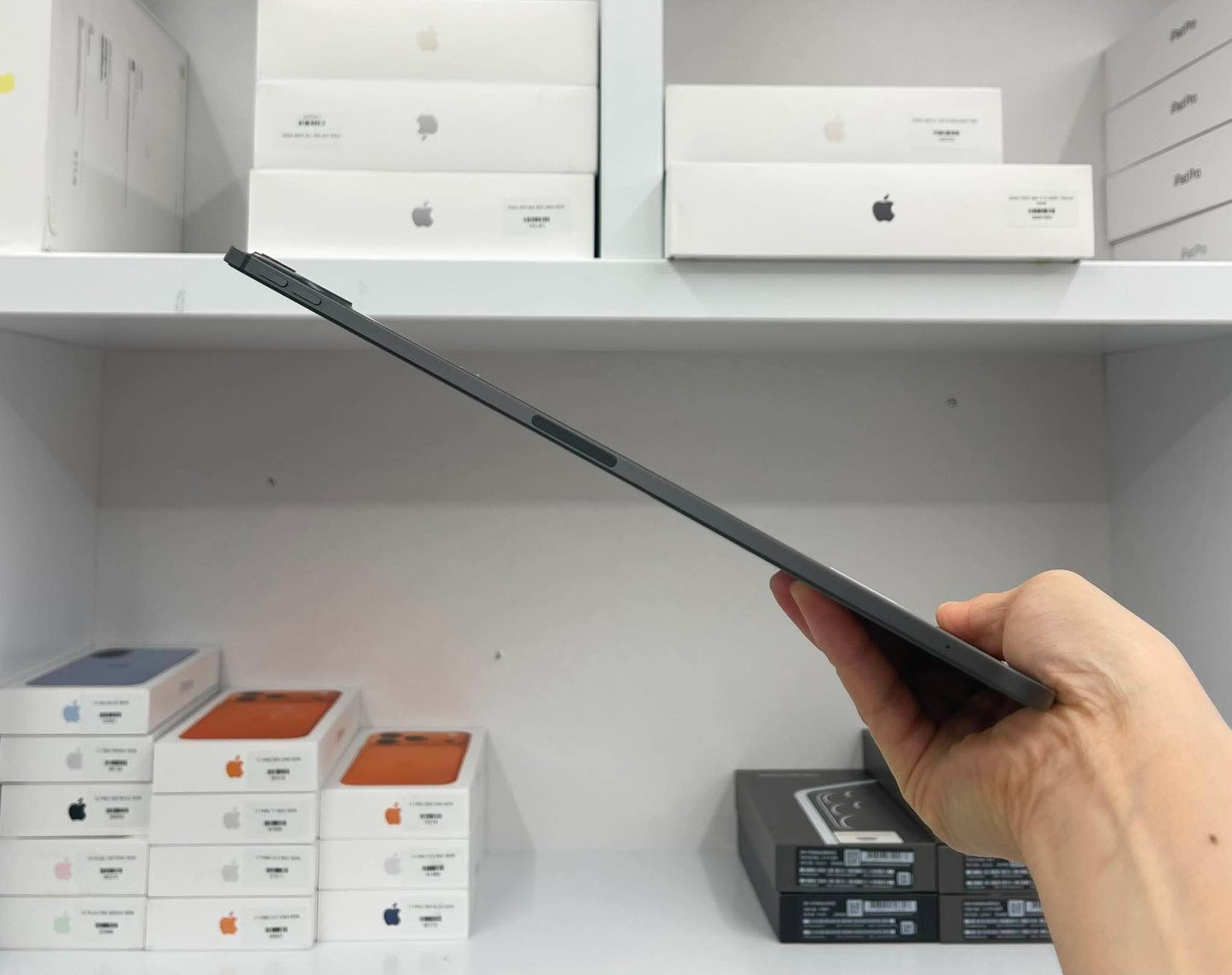 IPad Pro M4 bản 256GB Màu xám - Pin 100% - 4VCQF A-