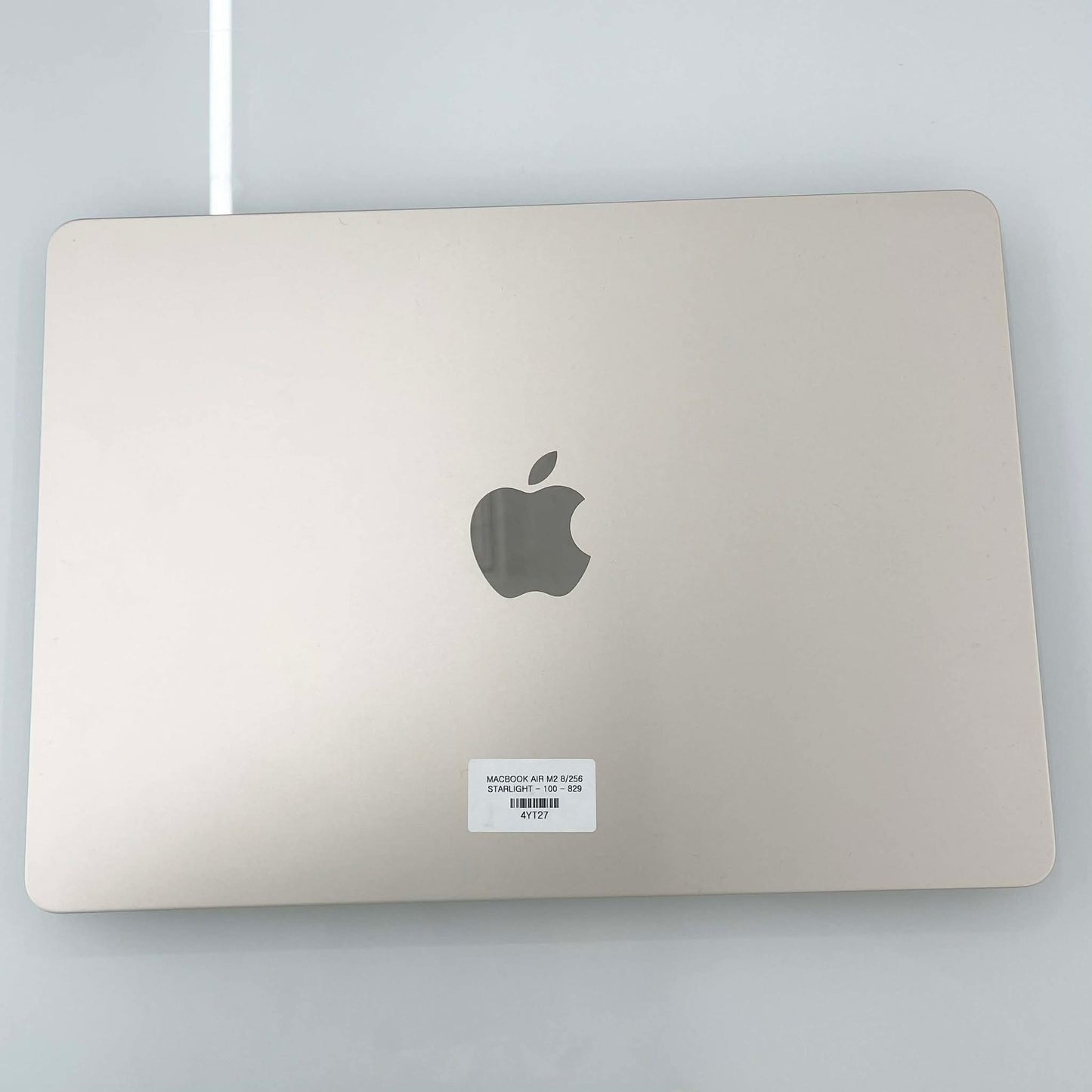 MacBook Air M2 bản 8gb/256gb Màu Starlight - Pin 100% - 4YT27 TEKU
