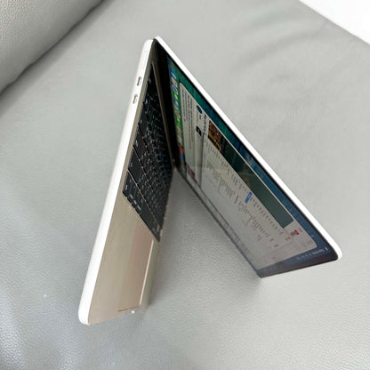 MacBook Air M2 bản 8gb/256gb Màu Starlight - Pin 86%  - 35MW9 - A-*