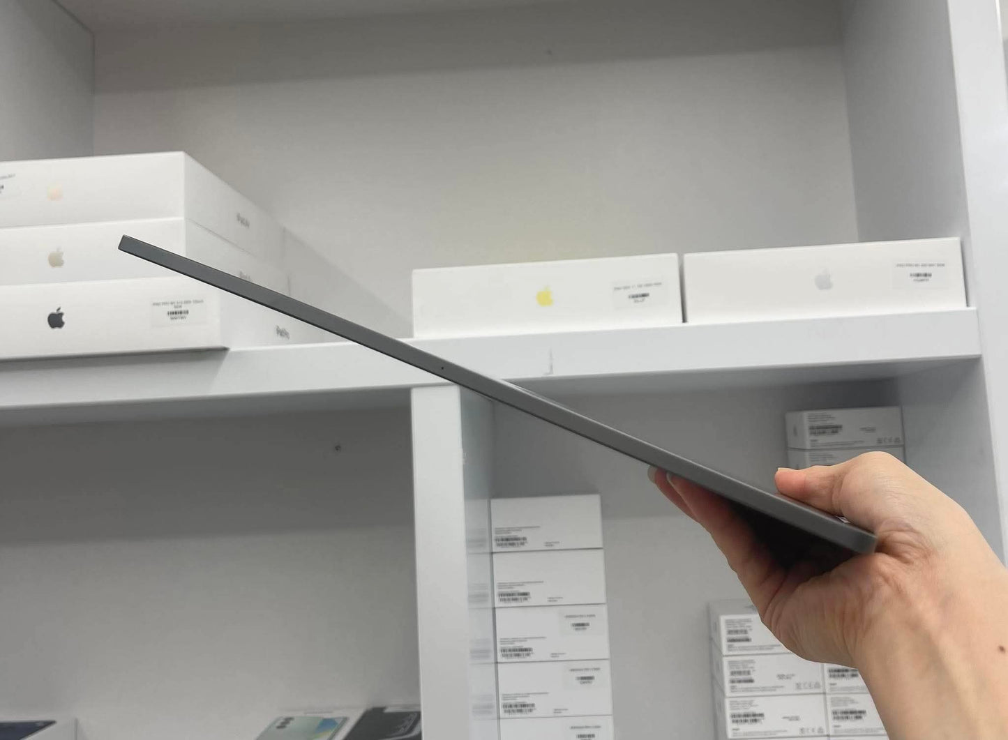 IPad Pro 2020 bản 128GB Màu xám 12.9 inch - Pin 82% - C9PV03 A-*