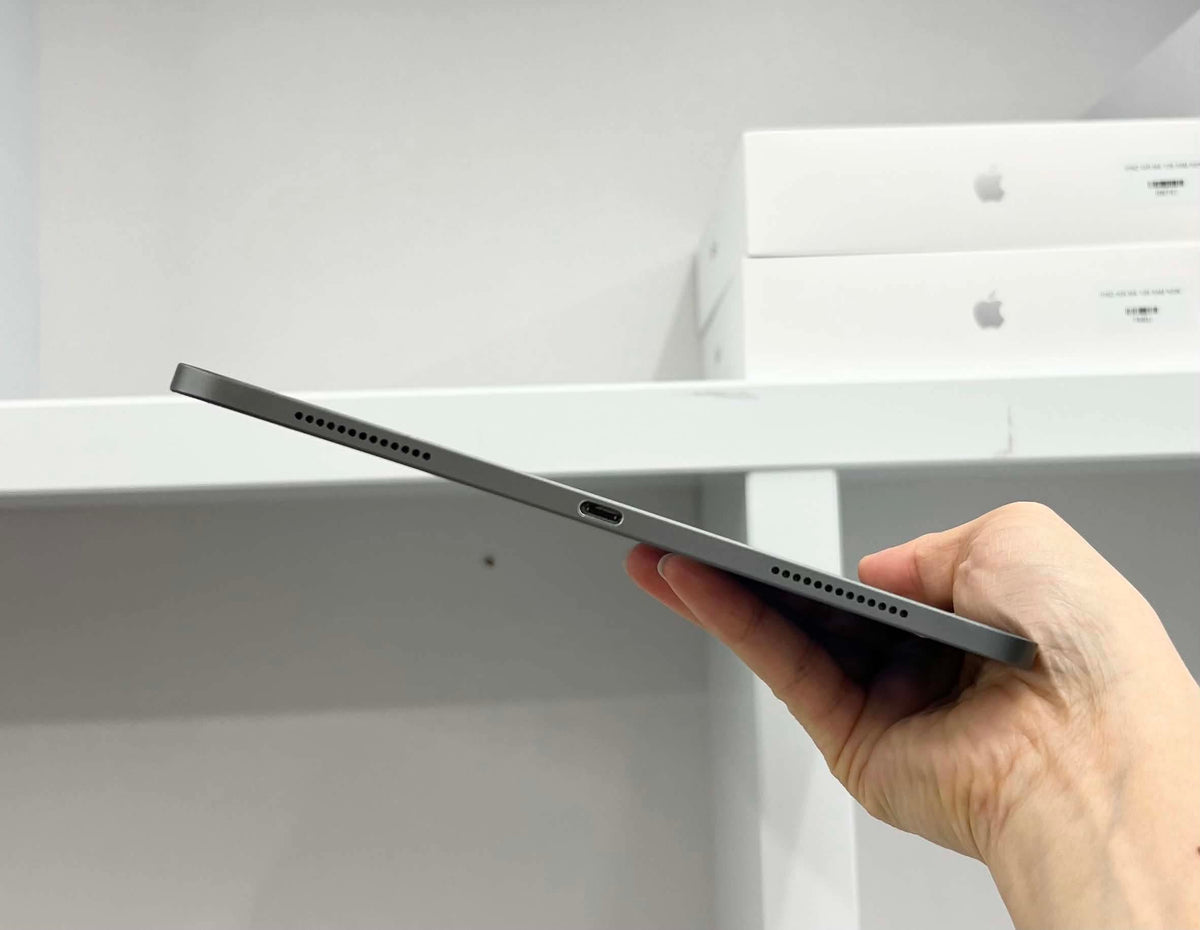 IPad Pro 2018 bản 64GB Màu xám - Pin 85% - 7kd6j - a-* Busan