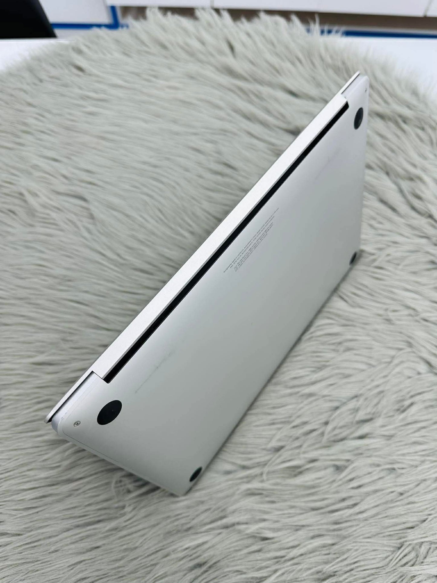 MacBook Pro M1 bản 8gb/256gb Màu bạc - Pin 100% - VSQ05 - A- *