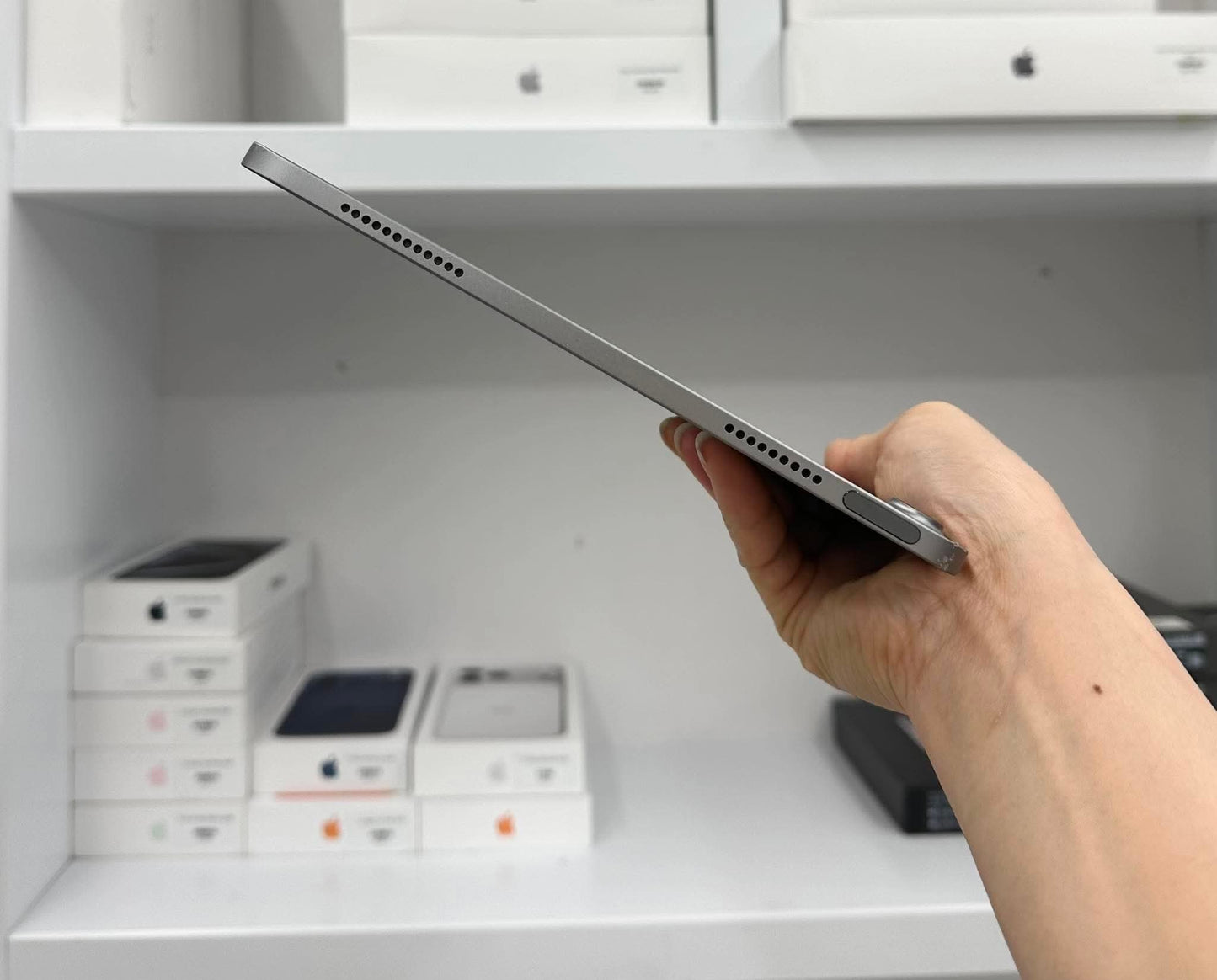IPad Air 6 bản 128GB Màu xám - Pin 89% - GJYP4  A-*