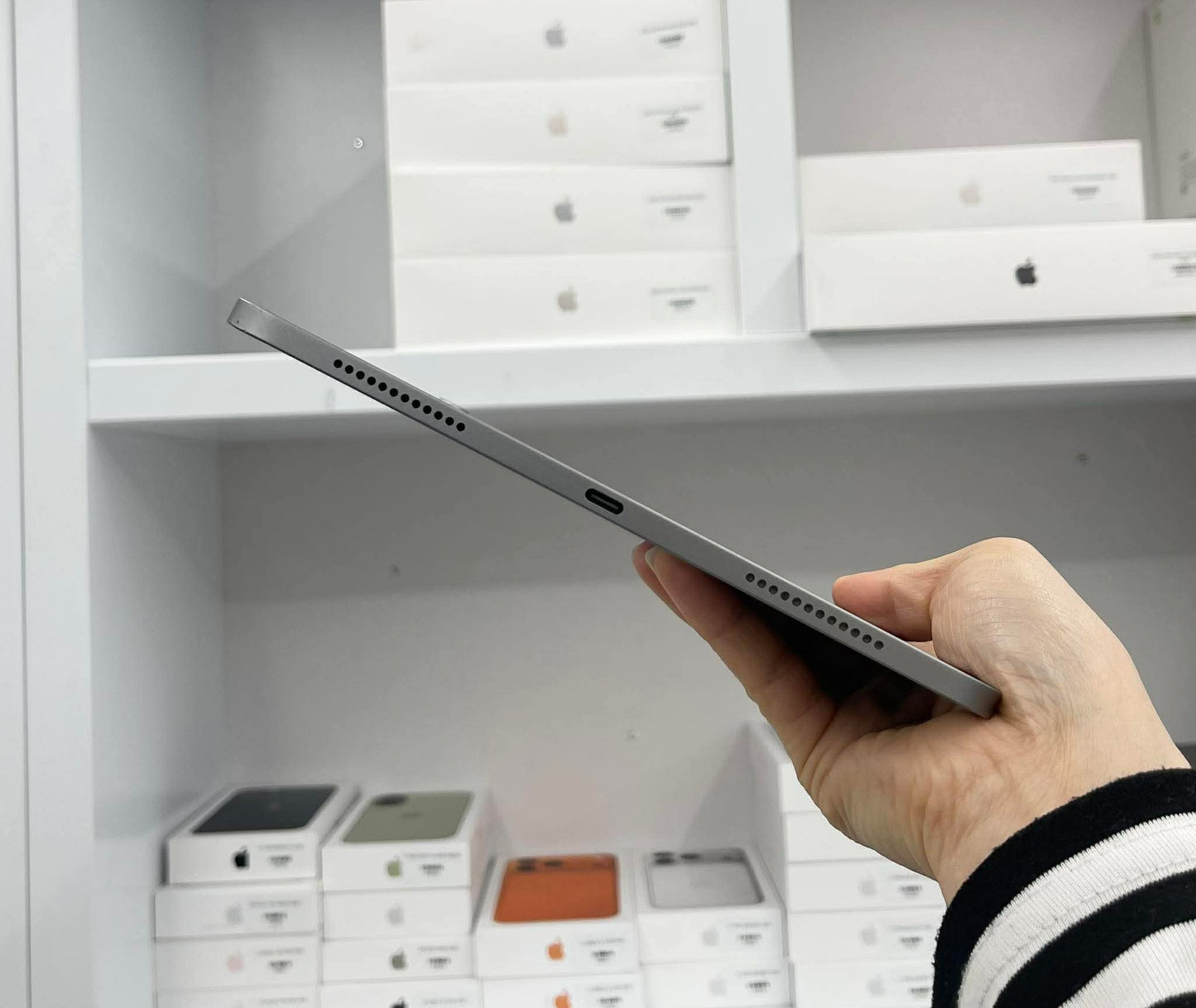 IPad Air 6 bản 128GB Màu xám - Pin 90% - 2MPY4 A-*