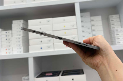 IPad Air 6 bản 256GB Màu xám - Pin 93% - 3WK1G - A-*