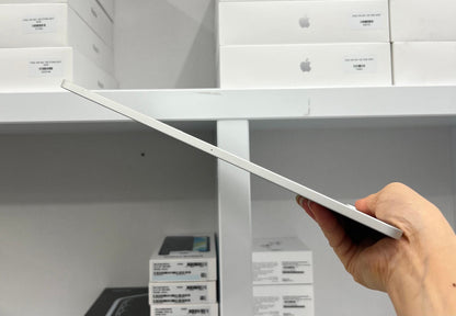 IPad Pro M2 bản 128gb Màu Bạc - pin 100% sạc 35 lần - 0364T