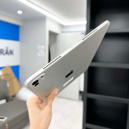 IPad Pro M4 256 màu Bạc Box + sạc zin - Pin 100% sạc 0 lần - W3KPJ - A-*