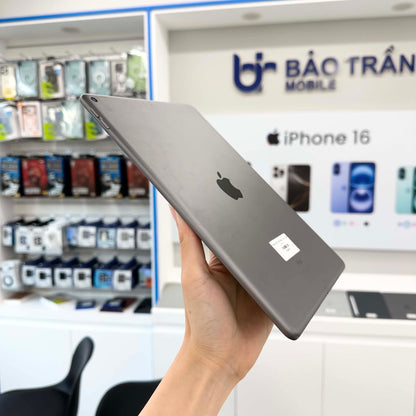 IPad Air 3 64gb Xám - Pin 84% - 9LMPD A-*