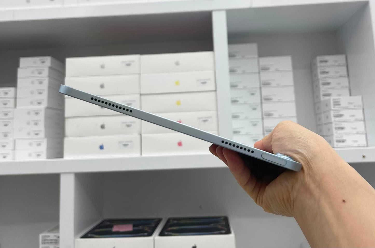 Ipad Air M3 256gb Màu blue - Pin 100% sạc 6 lần  - 6GR6H