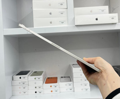 IPad Air 6 bản 128GB Màu Starlight - Pin 92% - WTGVV A-