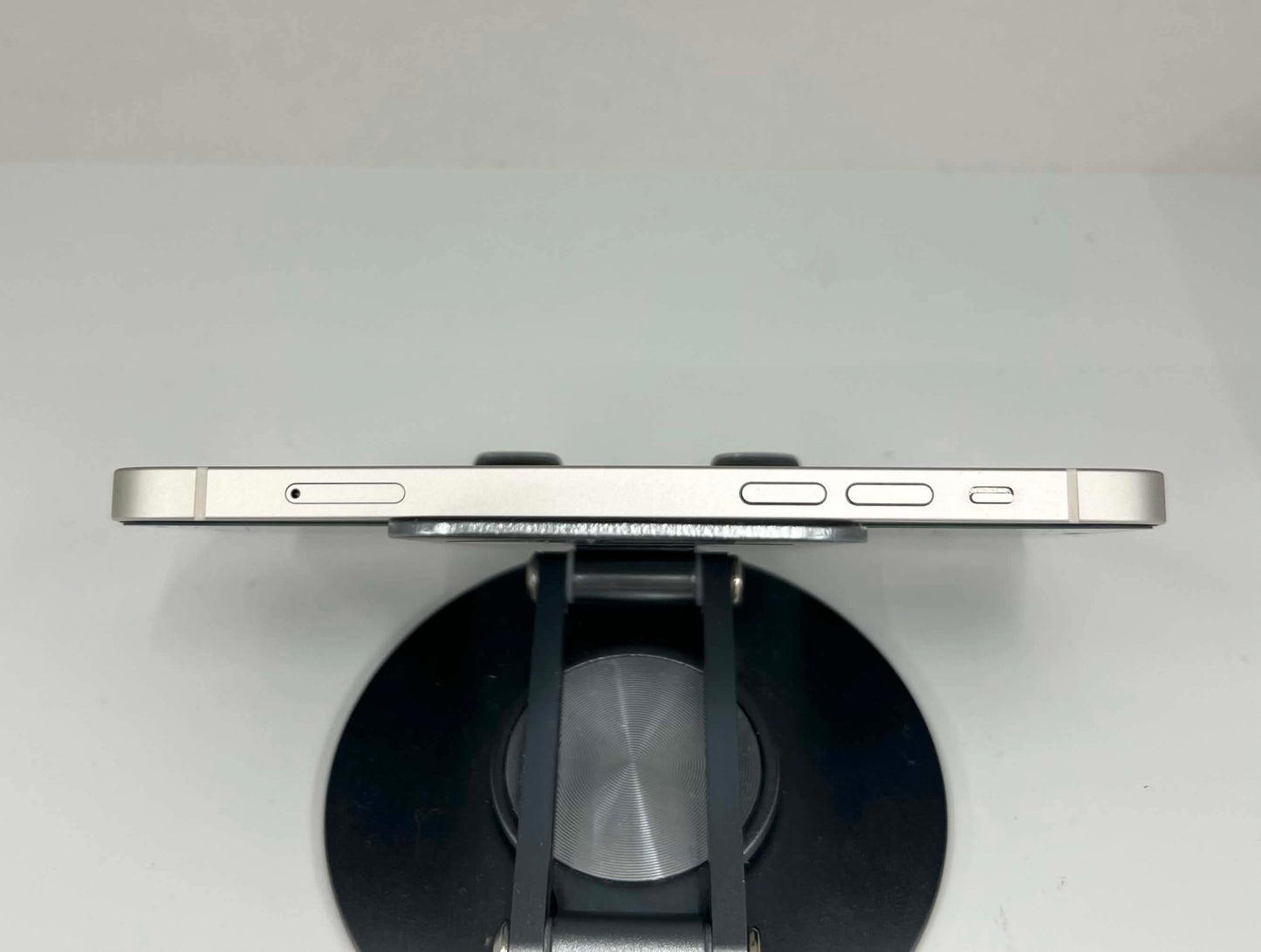 IPhone 12 bản 128gb Màu trắng - Pin thay mới 100% - 18496 A-*