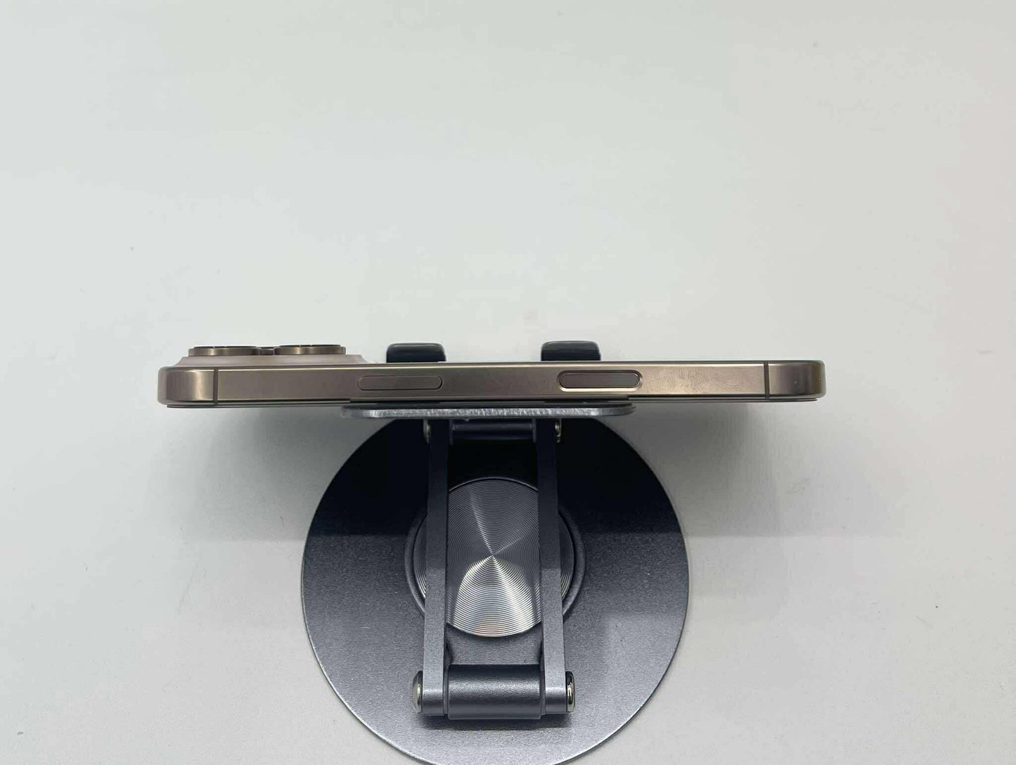 IPhone 16 Pro 256GB Màu vàng - Pin 100% sạc 107 lần - 37606 A-