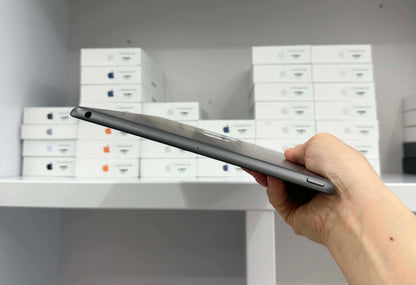 IPAD GEN 8 128GB XAM - Pin 95% - LQ1GG A-*