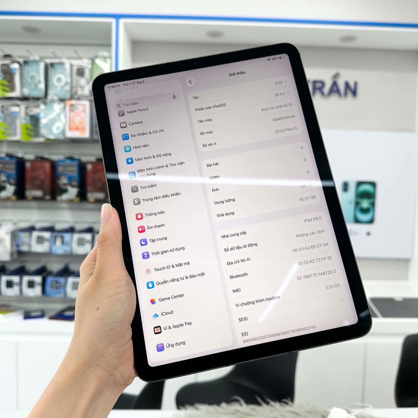 Ipad Air 5 64gb Màu Xám - Pin 82% - 69J7L A-