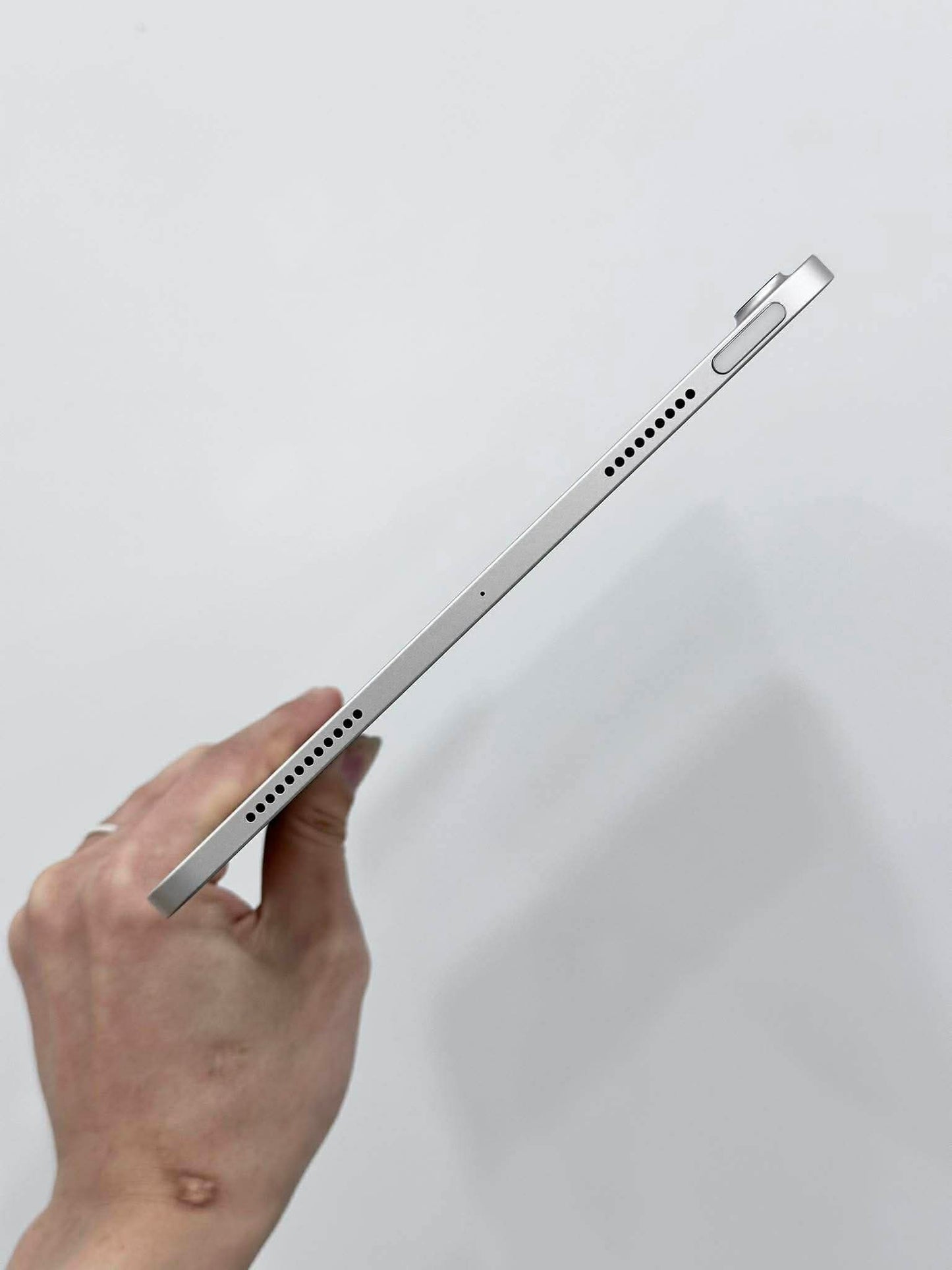 Ipad Air 5 64gb Màu Starlight - Pin 100% sạc 25 lần- 0NY43
