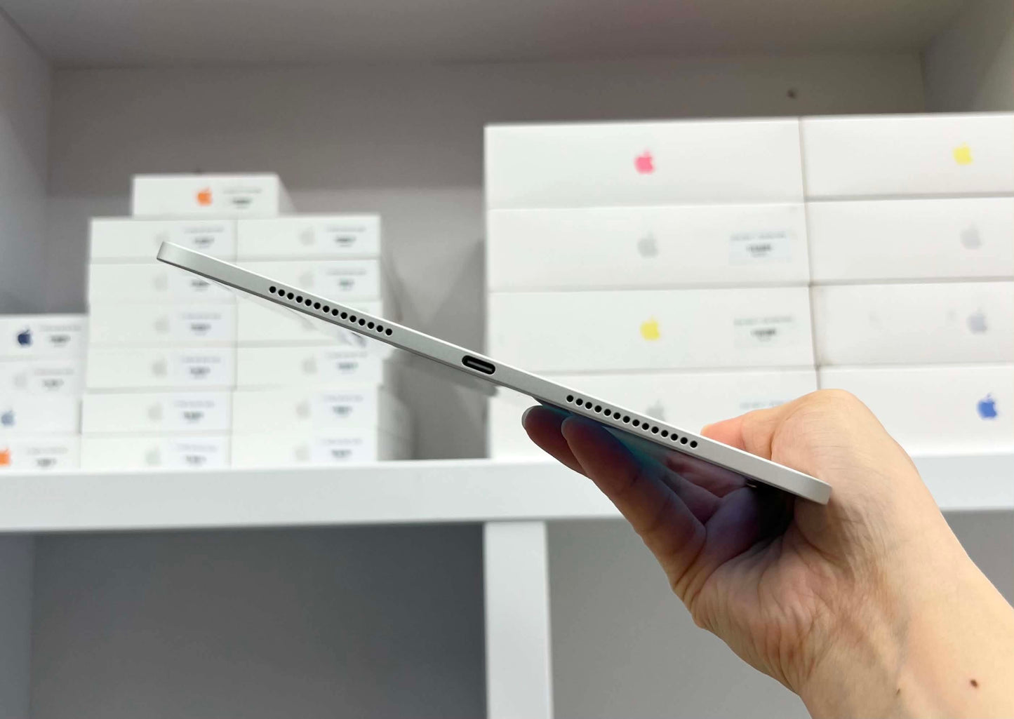 IPad Pro M4 256 màu Bạc Box + sạc zin  - Pin 100% - L0R26 Teku