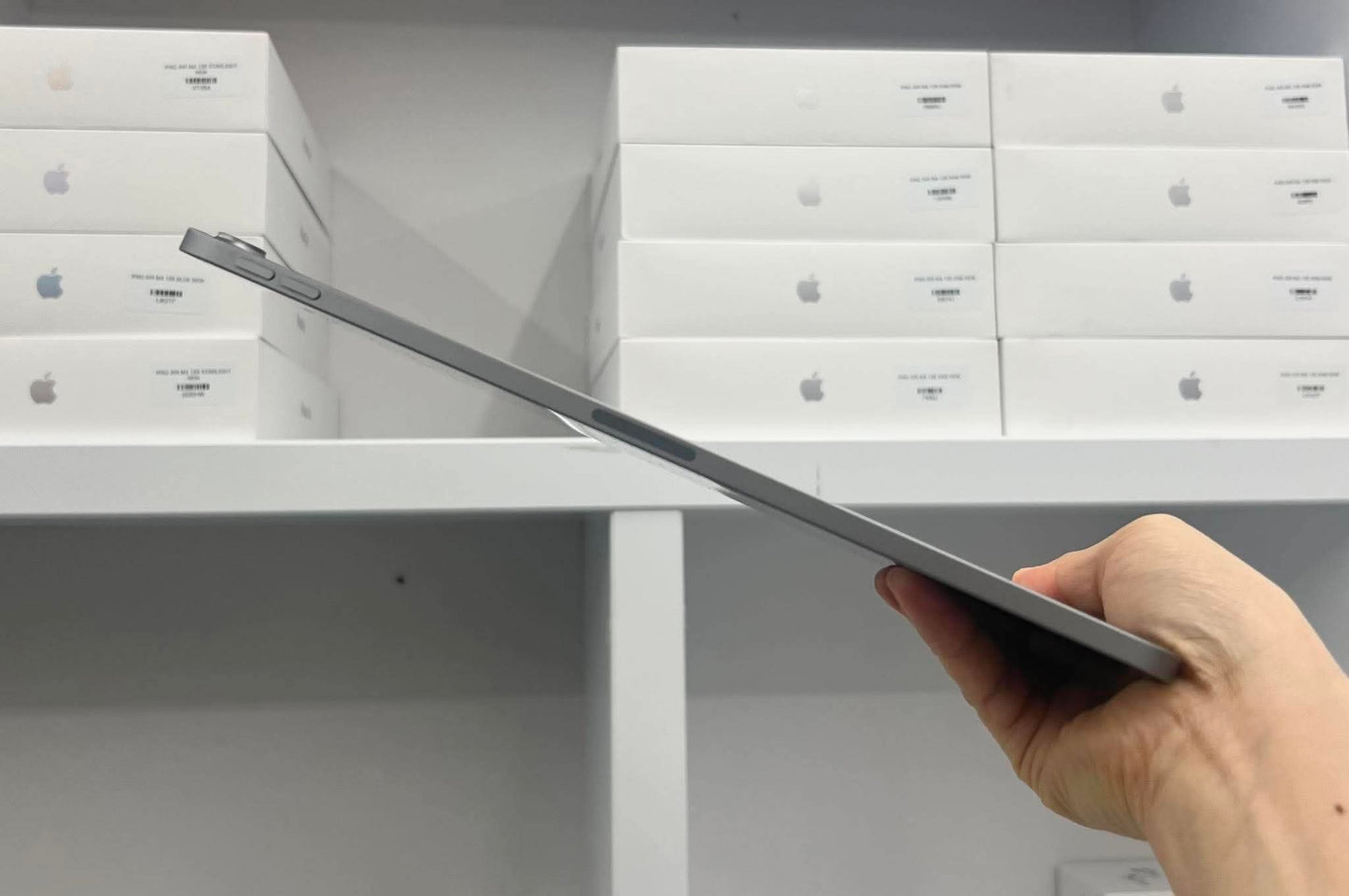 Ipad Air M3 128gb Màu xám   - Pin 96% - W4WM1