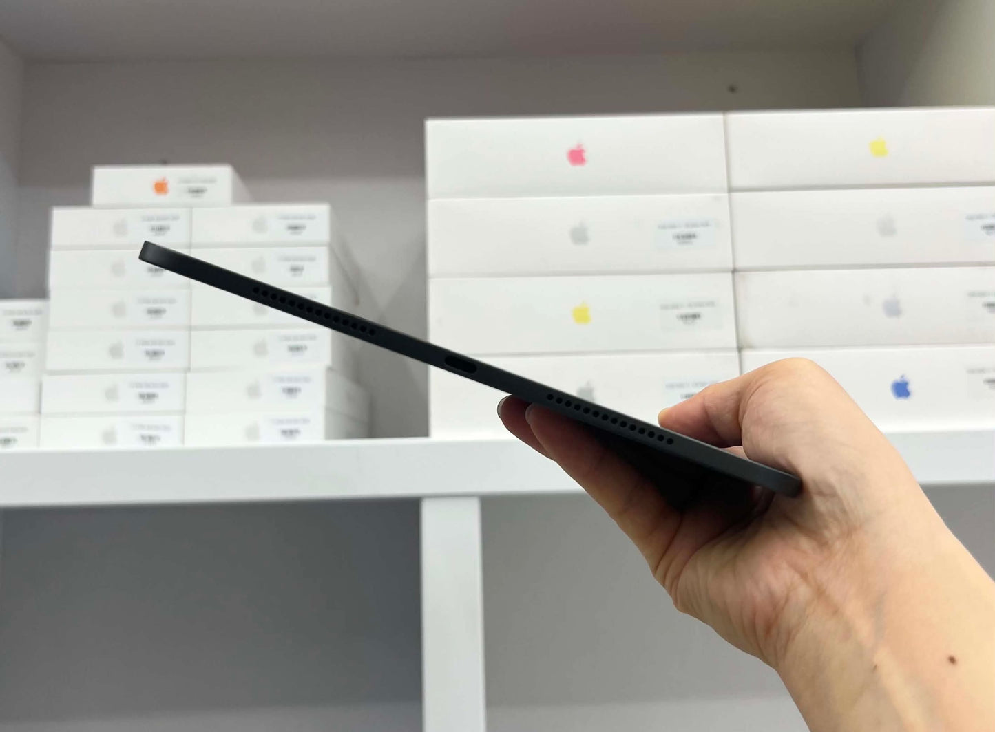 IPad Pro M4 bản 256GB Màu xám Box + sạc zin  - Pin 100% sạc 2 lần -  DQR1P Teku