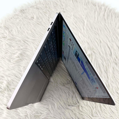 MacBook Pro M2 bản 16gb/256gb Màu Xám - Pin 83% - 7496P A-*