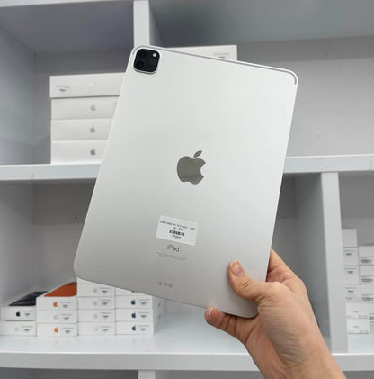 IPad Pro M1 bản 512gb Màu bạc - Pin 100% sạc 19 lần - 74QKV