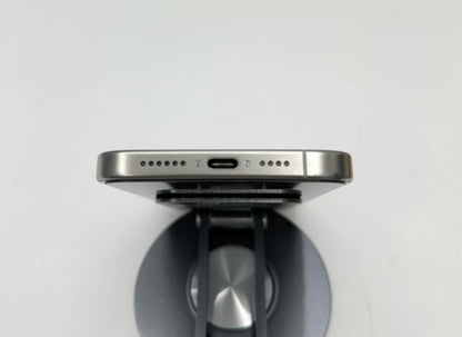 IPhone 15 ProMax 256GB Màu trắng - Pin 82% - 49285 - a-* Busan