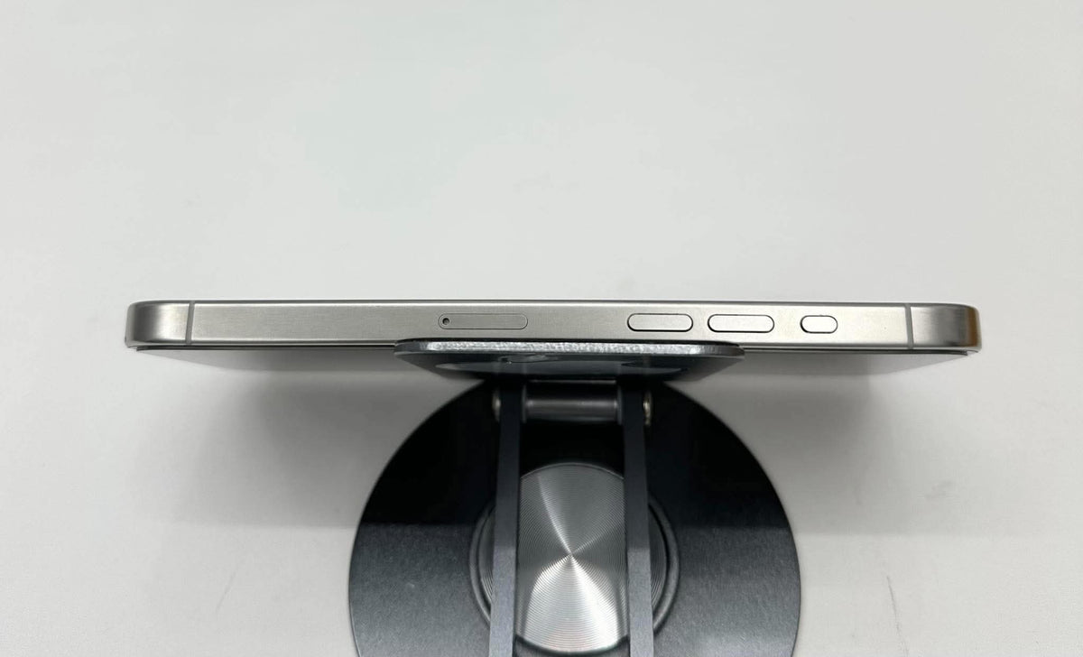 IPhone 15 ProMax 256GB Màu trắng - Pin 82% - 49285 - a-* Busan