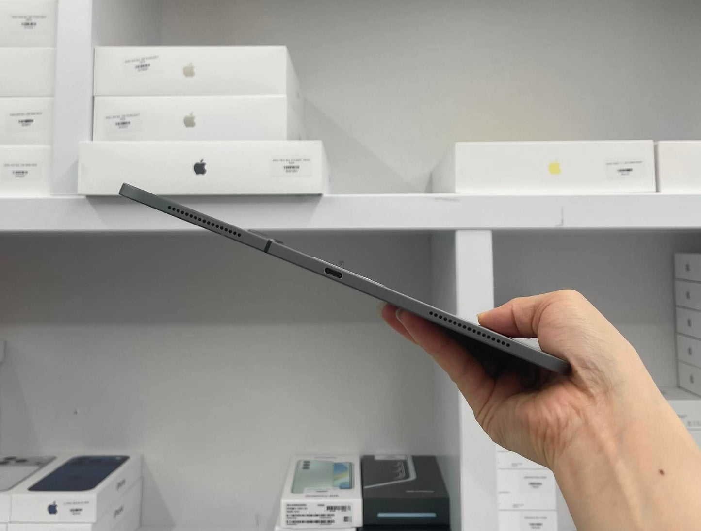 IPad Pro 2020 bản 128GB Màu xám 12.9 inch - Pin 87% - GPV1P A-*