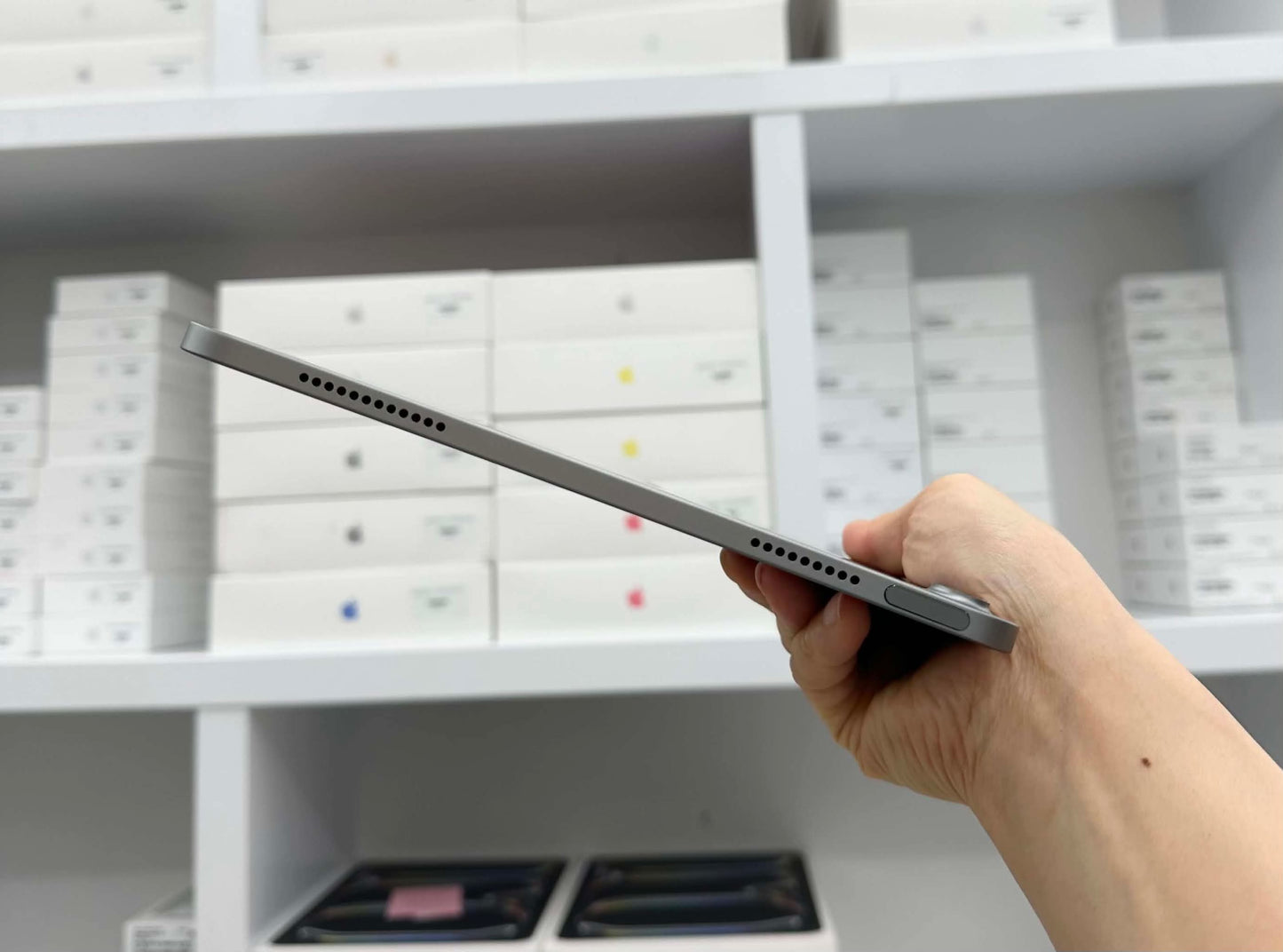 Ipad Air M3 128gb Màu xám   - Pin 100% - WPM4N, 6KK7T